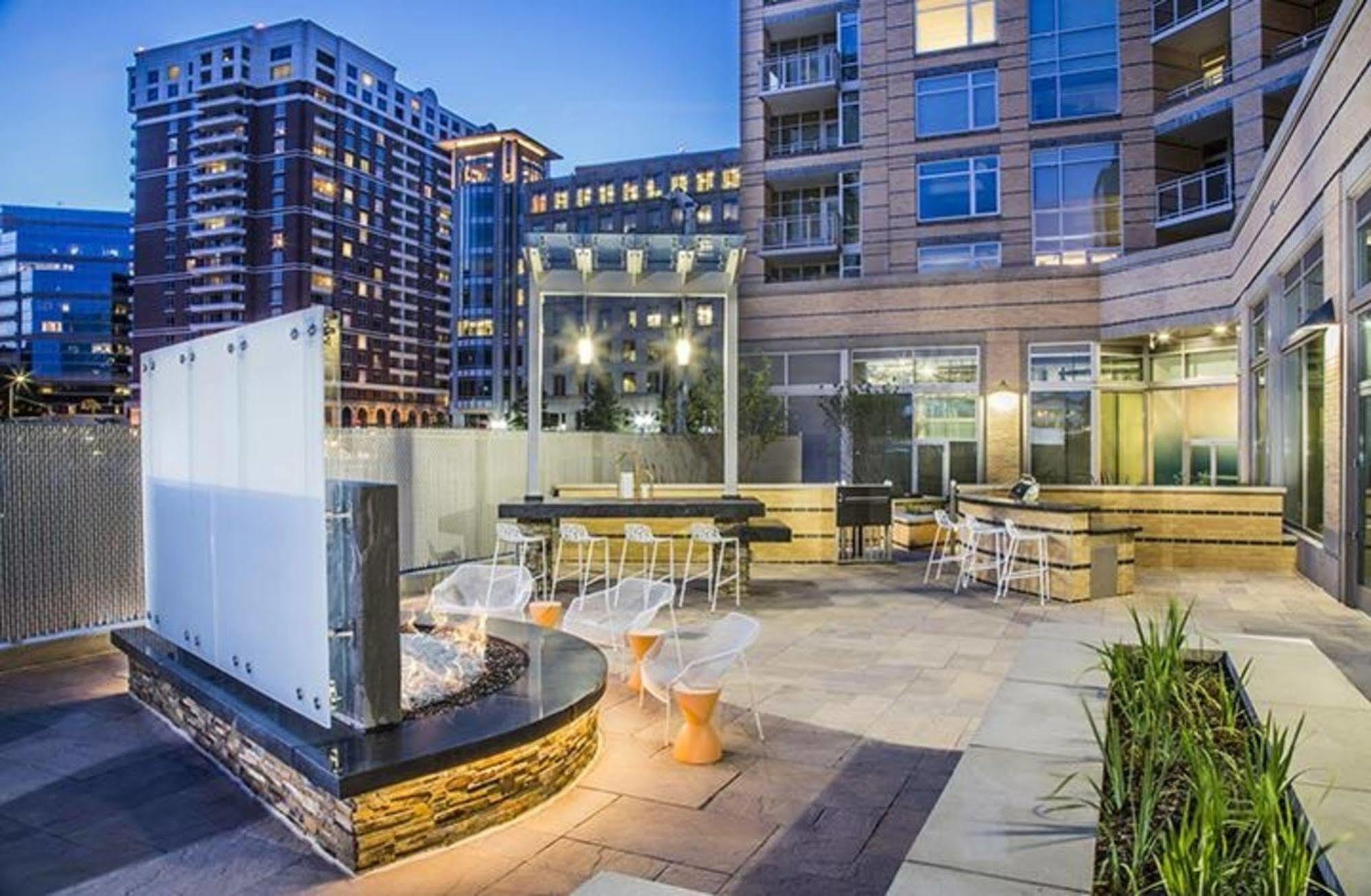 Bridgestreet At The View At Liberty Center Aparthotel Arlington Exteriör bild